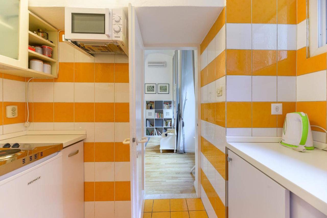 Main Square Mare Apartment *