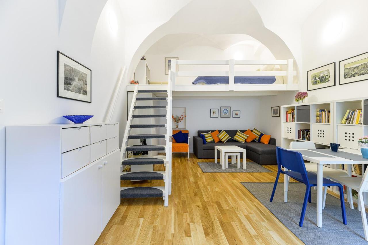 Apartment Main Square Mare *